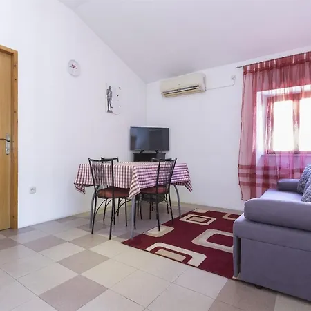 In 15042 Apartman Mali Lošinj