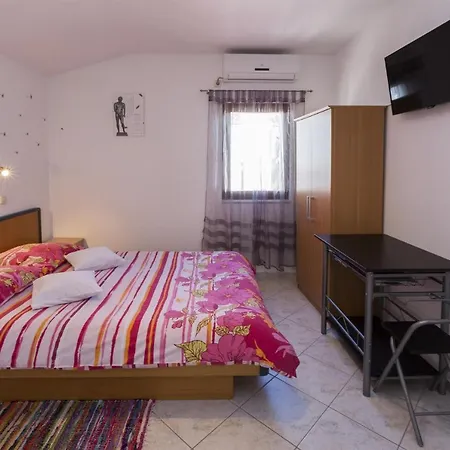 In 15042 Mali Lošinj